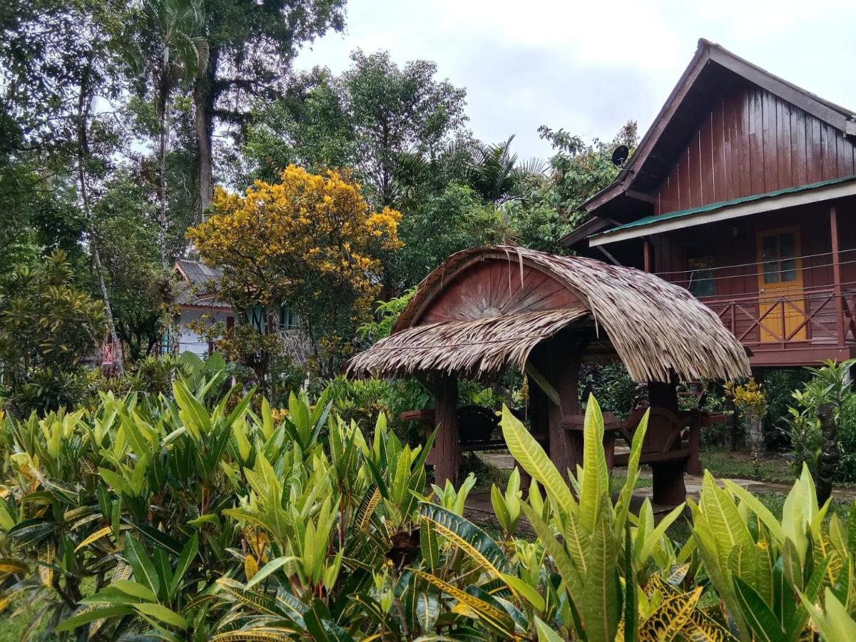 Tree Tops River Huts Khao Sok National Park Экстерьер фото